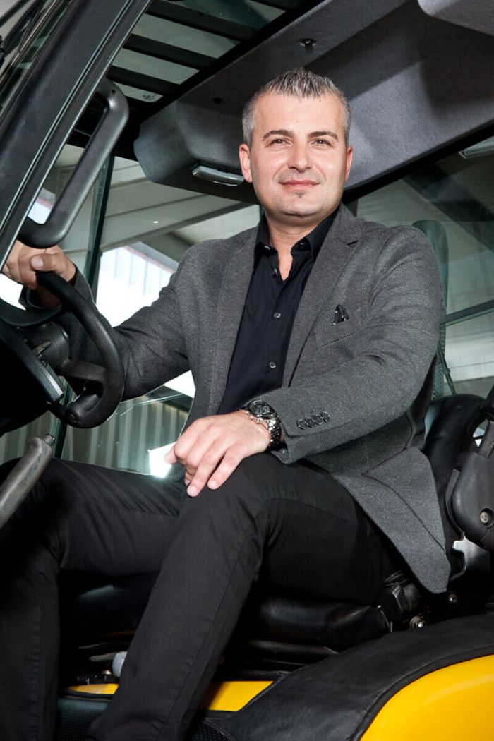 Ihr Ansprechpartner: Ihr Ansprechpartner: